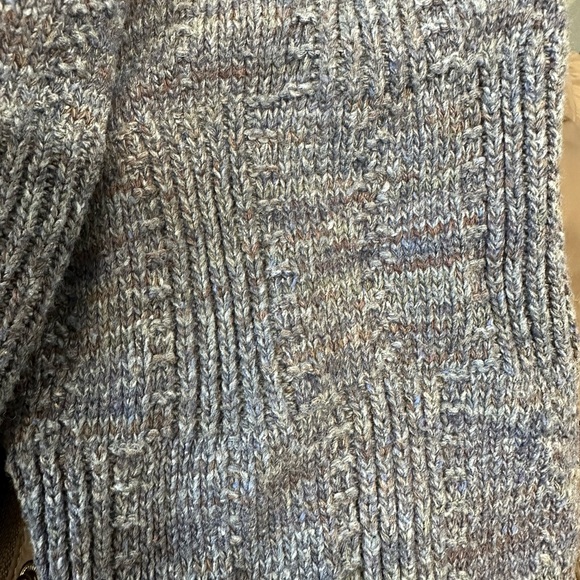 COPY - Vintage Oscar de la Renta grandpa sweater. Size L - Picture 4 of 4